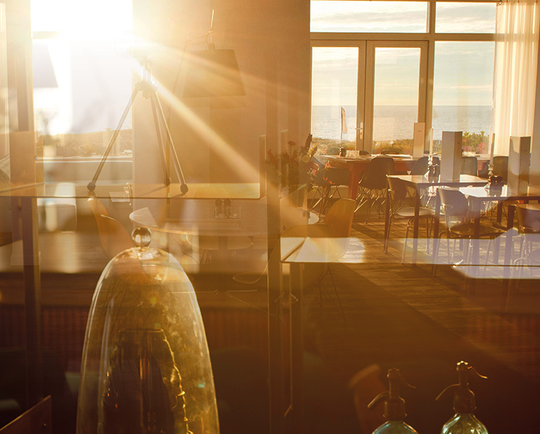Foto restaurant 2 As the sun sets at Vesper Hotel