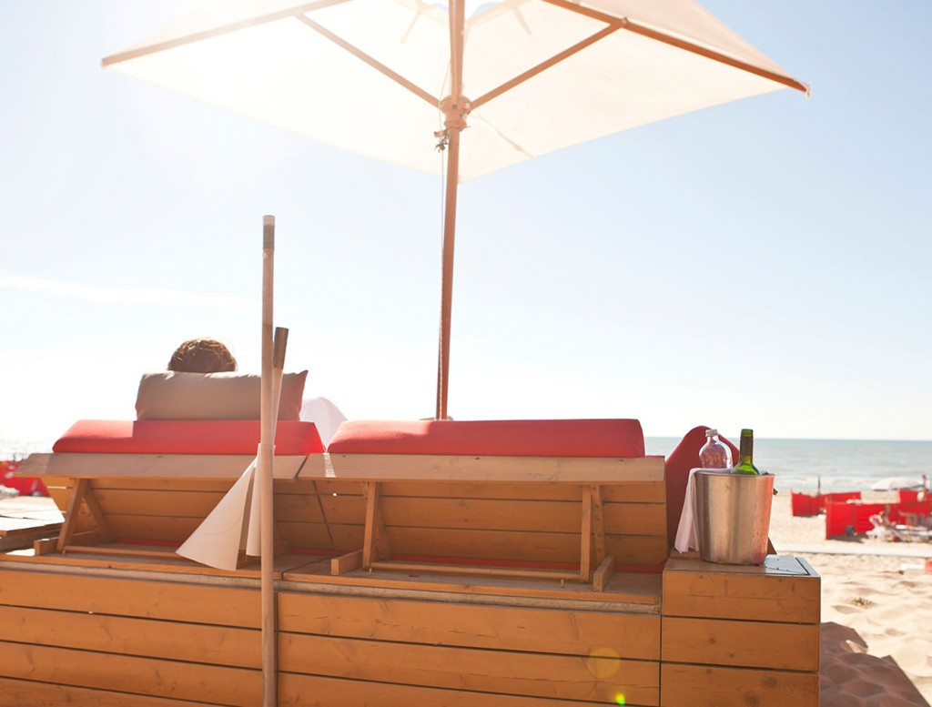Leave your worries in the sand | Vesper Hotel